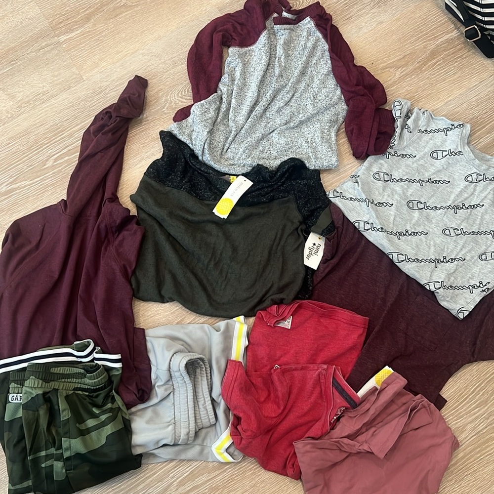 Boys Clothes All This For $25!!!!   New and used clothes